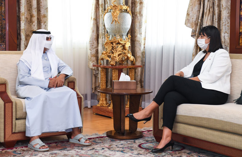 نهيان بن مبارك يستقبل سفيرة دوقية لوكسمبورج