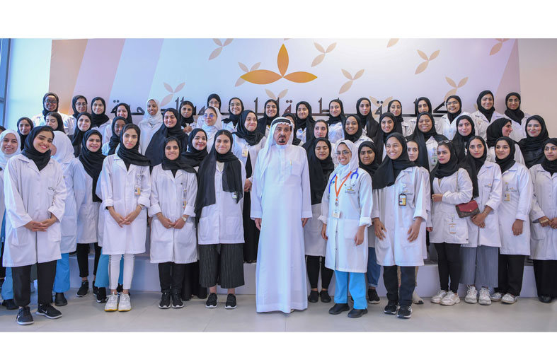 حاكم عجمان: التعليم التقني المتقدم أولوية وأساس في مسيرة الإمارات وتقدمها الصناعي والحضاري