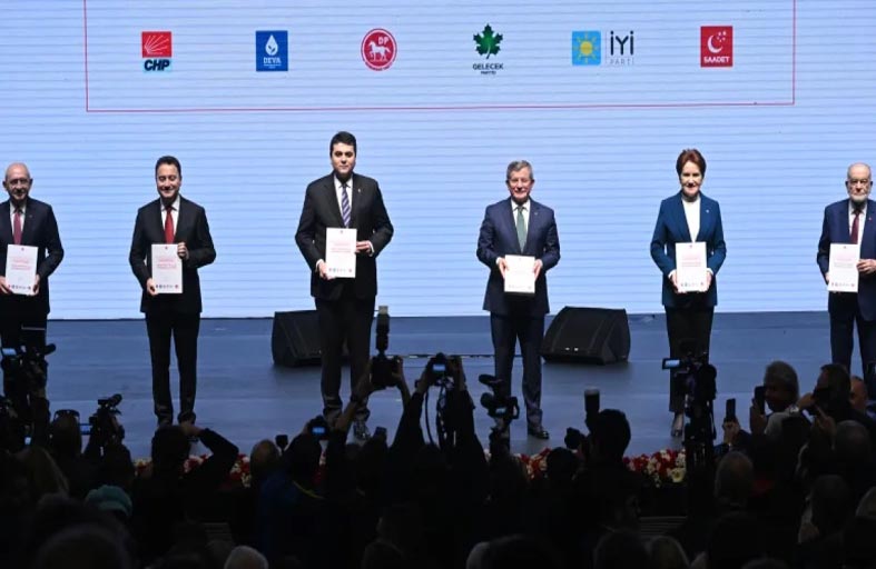 تركيا.. «خيارات صعبة» أعادت ميرال أكشنر لتحالف المعارضة