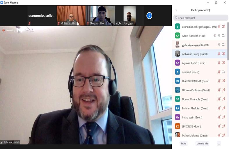 الجامعة القاسمية تؤهل خريجيها لسوق العمل من خلال ورش متخصصة في مهارات الالتحاق بالوظائف 