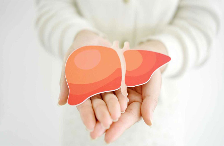 يقاضي زوجته لرفضها التبرع له بجزء من كبدها