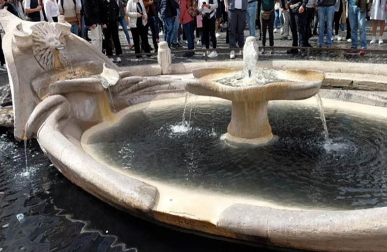 سائل أسود بنافورة رومانية وحديث عن نهاية العالم