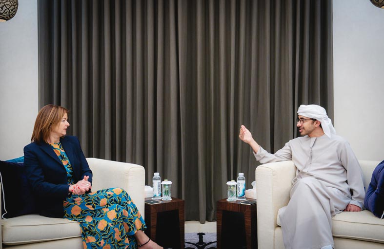 عبدالله بن زايد يستقبل نائبة رئيس الوزراء وزيرة خارجية سلوفينيا ويبحثان التعاون الثنائي بين البلدين