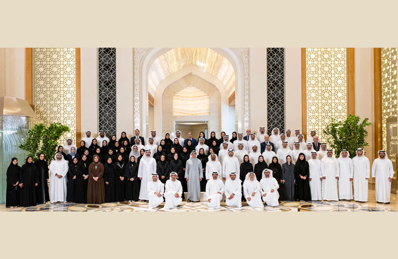منصور بن زايد يطلع على إستراتيجية الهيئة الرئاسية للمراسم والسرد الإستراتيجي وخططها المستقبلية في الذكرى الـ5 لتأسيسها 