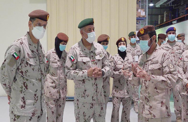قائد الإمداد المشترك بوزارة الدفاع يفتتح مستودعات سلاح الخدمات الطبية بمدينة زايد العسكرية