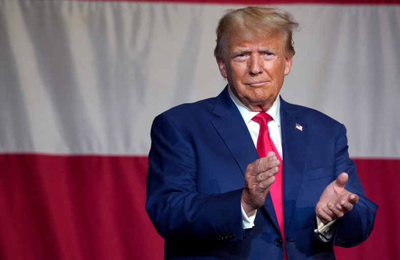 هل يُمنع ترامب من الترشّح في انتخابات 2024؟