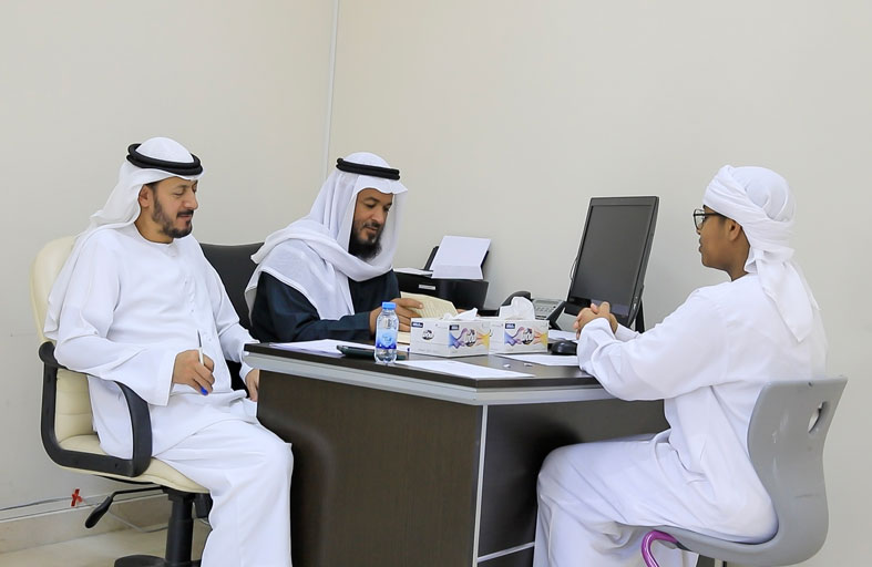 195 متسابقا في تصفيات مسابقة الذيد الرمضانية للقرآن الكريم 