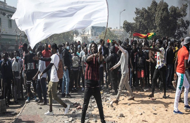 جرح افريقي جديد: هكذا تعمّق الشرخ في السنغال...!