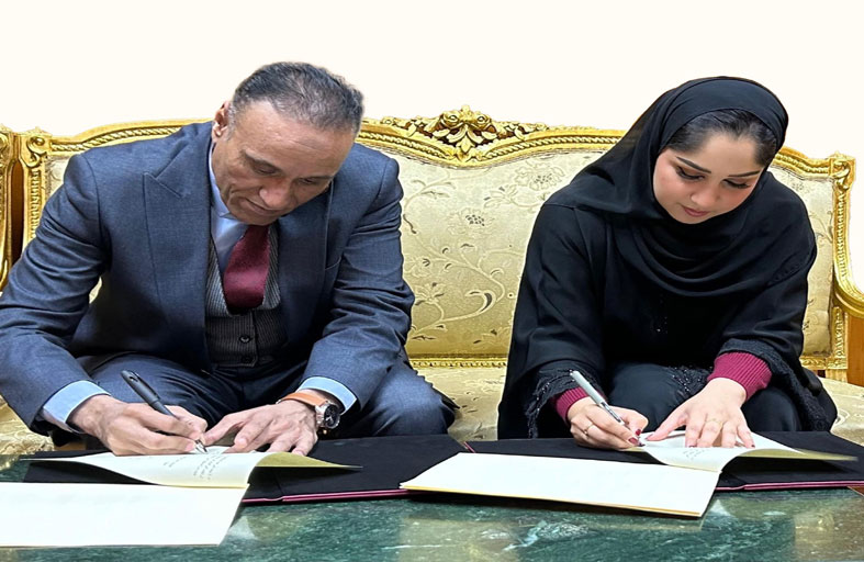 دارة الشعر العربي بالفجيرة و كلية اللغة العربية و جامعة الأزهر