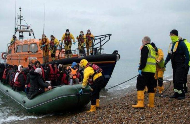  المحافظون الأوروبيون يؤيدون نقل طالبي اللجوء إلى دول أخرى 