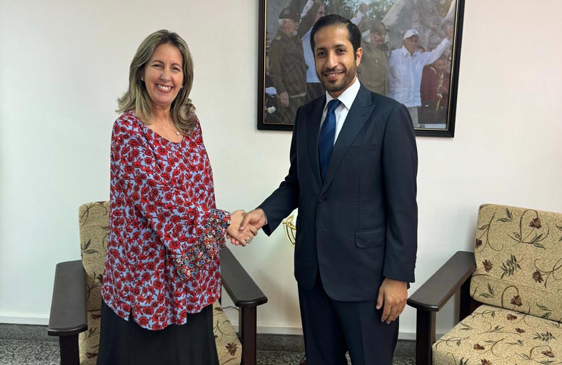 سفير الإمارات يلتقي وزيرة التعليم الكوبية
