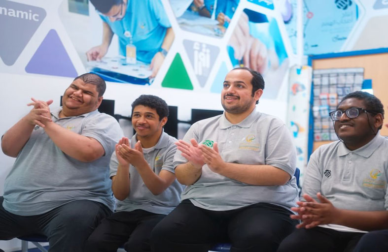 «زايد لأصحاب الهمم» وشركاؤها يطلقون رسالة إنسانية عالمية بمناسبة اليوم الدولي للأخوّة الإنسانية