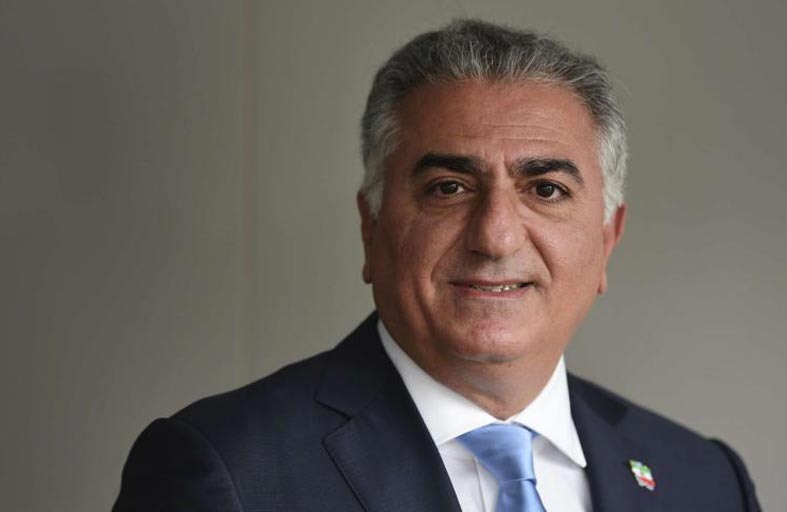 نجل الشاه يدعو الجيش الإيراني للتمرد