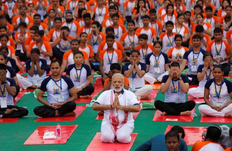 الهند: هكذا أصبحت اليوغا سلاح سلطة عند مودي...!