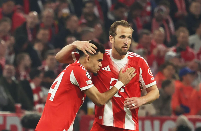 كاين يشيد بـ «اللمسة الساحرة» لدياس.. وكومباني: «لم نستسلم أبدا» 