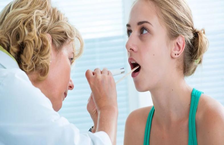 علامات رئيسية لسرطان الحلق يجب معرفتها من أجل تشخيص مبكر