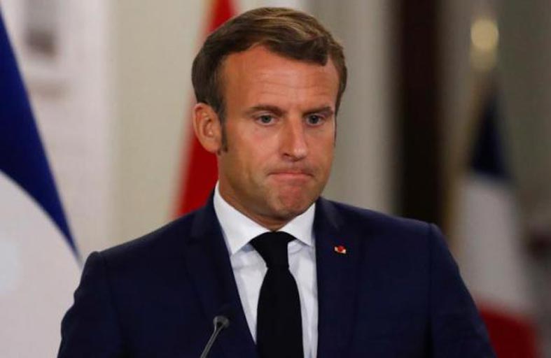 ماكرون يدافع عن استراتيجية التطعيم الأوروبية