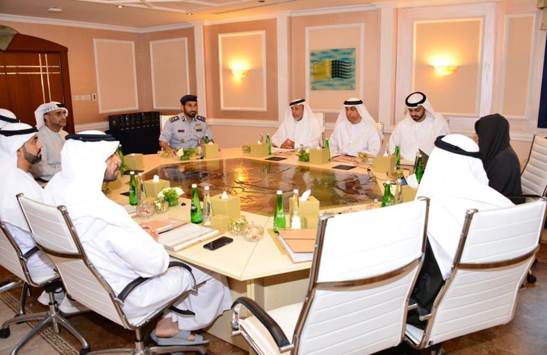 الأرشيف والمكتبة الوطنية يعقد الاجتماع الأول لموسوعة تاريخ الإمارات 