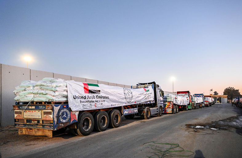 3 قوافل إماراتية تصل قطاع غزة خلال أسبوع محملة بمساعدات إغاثية وطبية