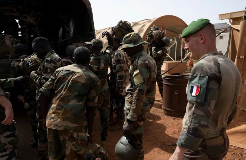 النيجر.. «مختبر» فرنسا لنهجها العسكري الجديد في أفريقيا