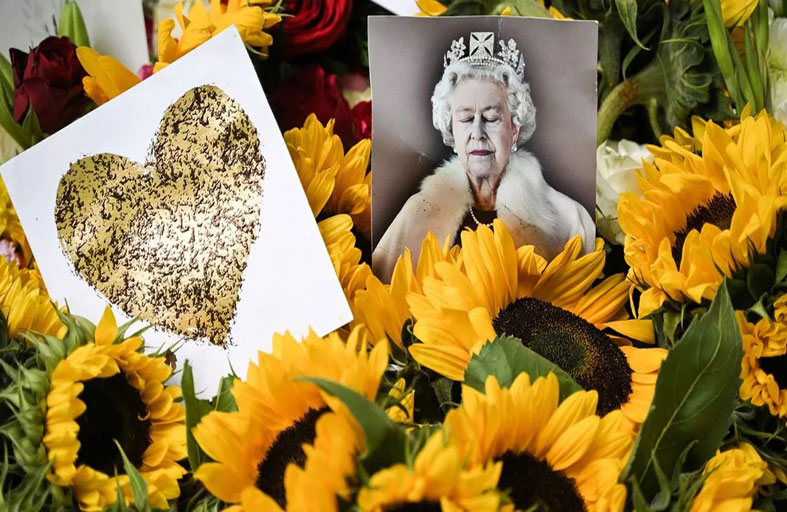 ... وتنبأ ميشيل نوستراداموس بكل شيء...!