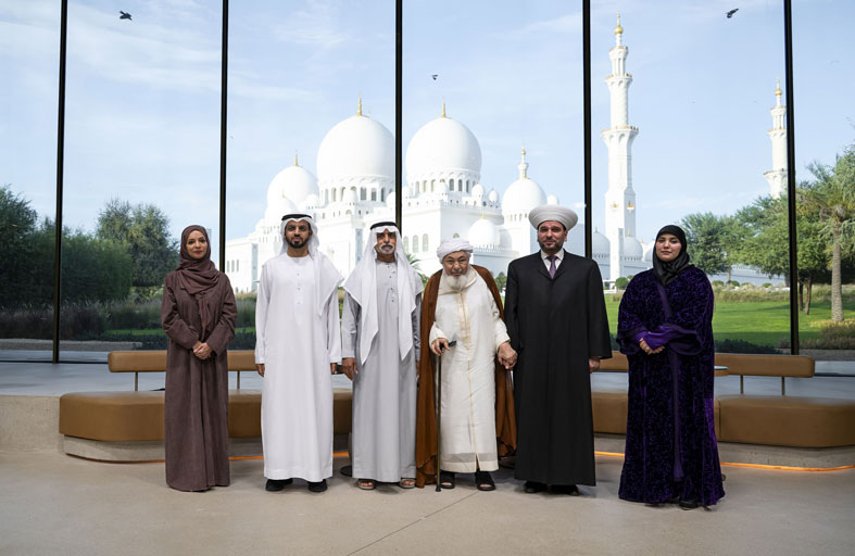 مجلس محمد بن زايد ينظم جلسة حوارية تحت عنوان «الحكمة مواقف وأخلاقيات» بحضور نهيان بن مبارك 