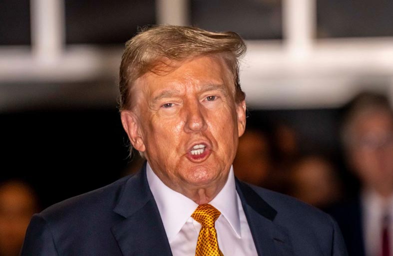 الاحتمالات المطروحة مع دخول محاكمة ترامب مرحلة الحسم 