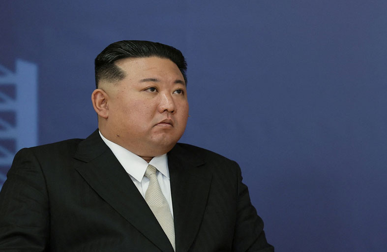 كيم جونغ يغادر روسيا حاملا مسيّرات وسترة واقية 