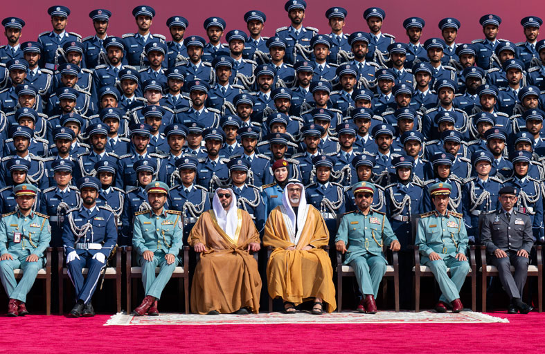 تحت رعاية رئيس الدولة.. خالد بن محمد بن زايد يشهد حفل تخريج كلية الشرطة 