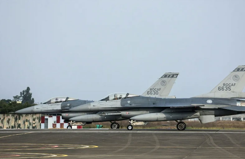 تراجع كبير في عدد الطائرات العسكرية الصينية قرب تايوان 