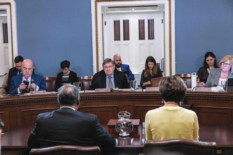 بوريل: لن يستفيد أحد من حرب إقليمية خاصة سكان غزة