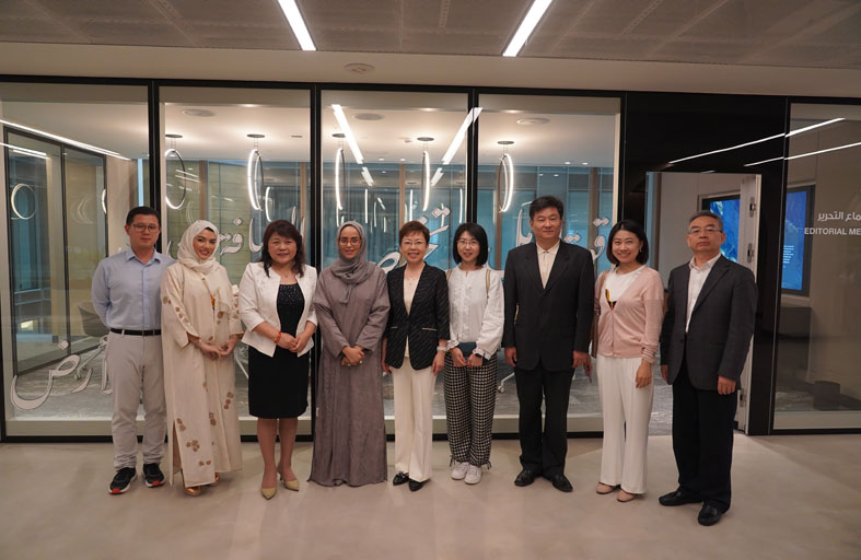 نادي دبي للصحافة يبحث التعاون مع مجموعة الصين للإعلام