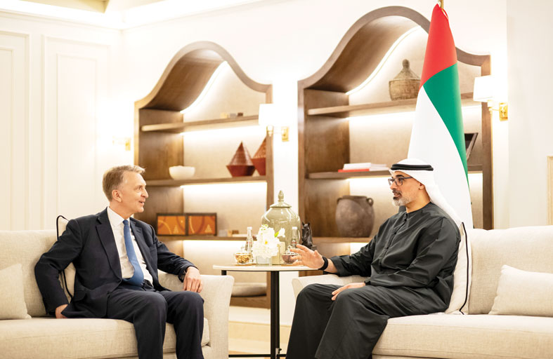 خالد بن محمد بن زايد يلتقي وفداً من الإدارة التنفيذية لمجموعة بروكفيلد لإدارة الأصول 