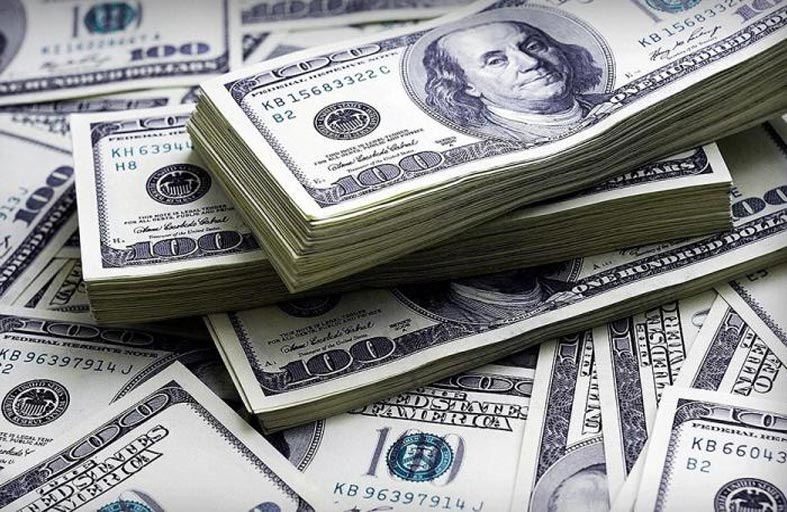 موظف يحصل على 330 ضعف راتبه بالخطأ