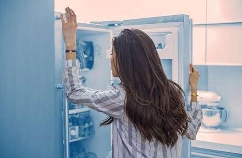 كم من الوقت يبقى الطعام صالحاً في الثلاجة أثناء انقطاع الكهرباء