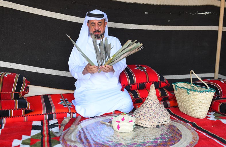 نادي تراث الإمارات يتابع أنشطته التراثية عن بعد