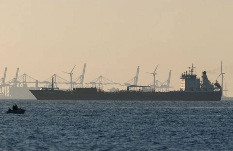 شحنات بنزين أوروبية تتجه لآسيا مع تزايد مخاوف الإمدادات 