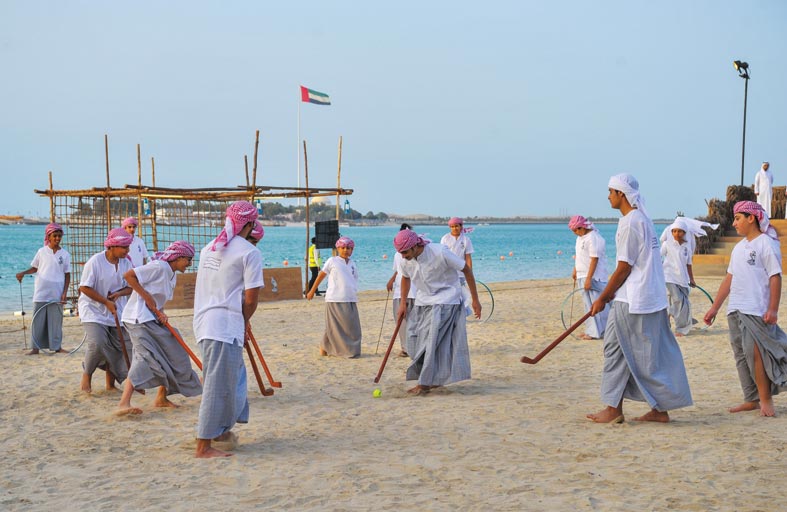 فعاليات متنوعة لنادي تراث الإمارات في مهرجان التراث البحري