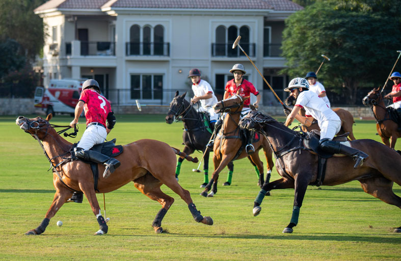 بداية قوية للحبتور أمام مهرة في افتتاح كأس اليوم الوطني