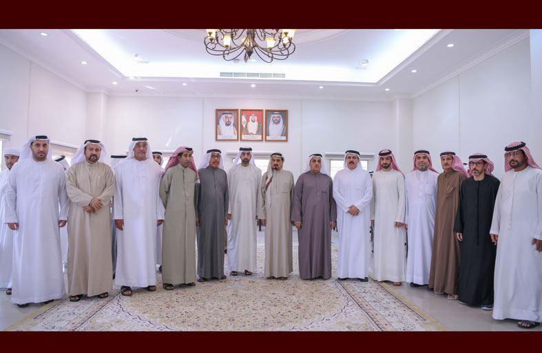 حاكم عجمان يقدم واجب العزاء في وفاة فاضل بن بطي العبدولي