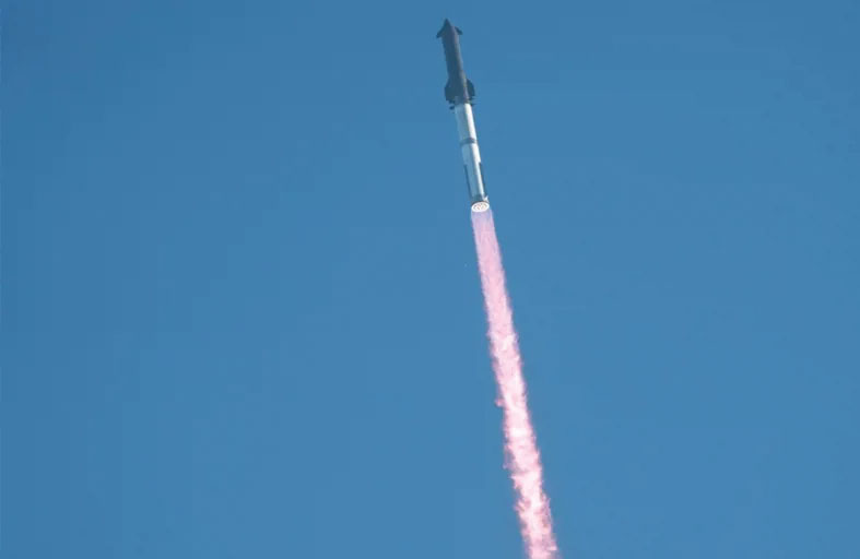 اختبار جديد ناجح لصاروخ ستارشيب العملاق 