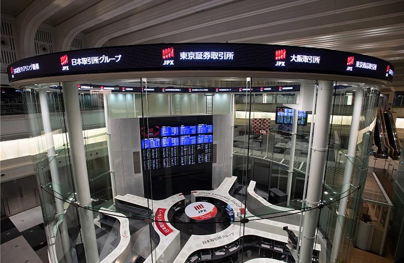 المؤشر نيكي يصعد مدعوما بتعافي شهية السوق بعد خسائر حادة 