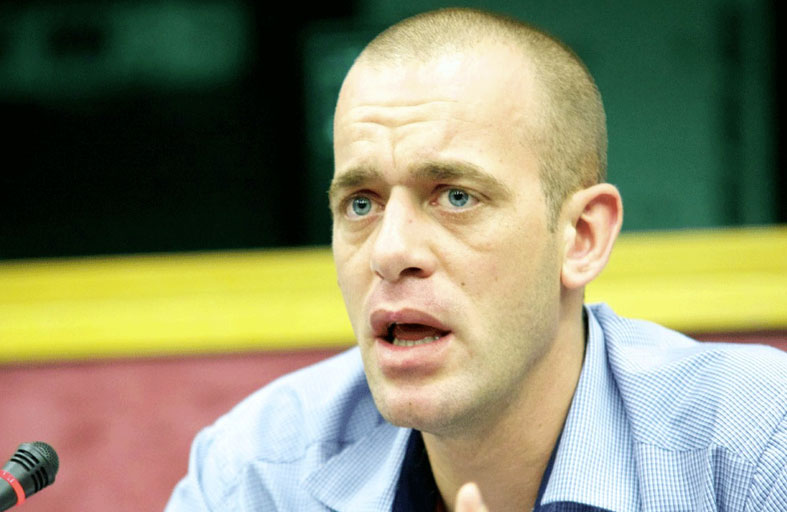 صلاح حموري يقاضي بيغاسوس في فرنسا 