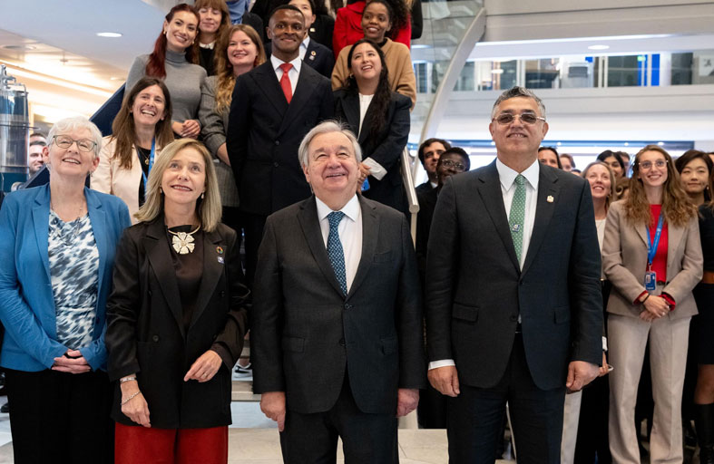 عبدالله المندوس يترأس الجلسة الاستثنائية لمؤتمر الأرصاد الجوية العالمي في جنيف