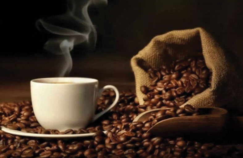 القهوة تؤثر على طول العمر.. دراسة تكشف الوقت المناسب لشربها