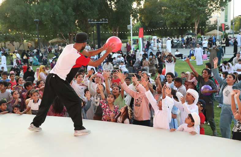 حديقة الحيوانات بالعين تستقبل عيد الاتحاد الـ52 بفنون عالمية وشعبية