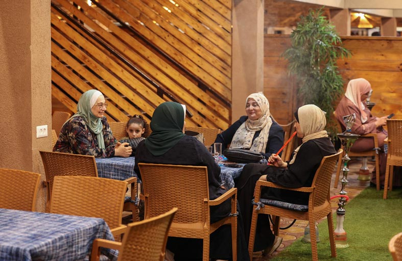 ليالي الصيف.. متنفس نساء غزة بعيدا عن الضغوط 