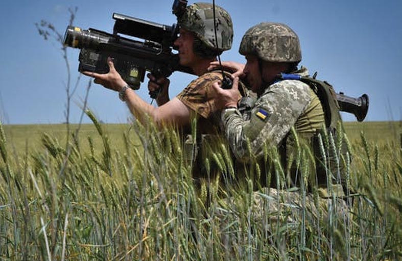 روسيا تتوعد برد غير متكافئ إذا هاجمتها كييف بأسلحة أميركية