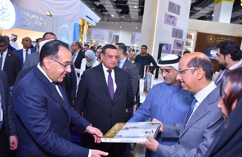 الأرشيف والمكتبة الوطنية يختتم برنامجه الحافل في القاهرة الدولي للكتاب بنجاح باهر