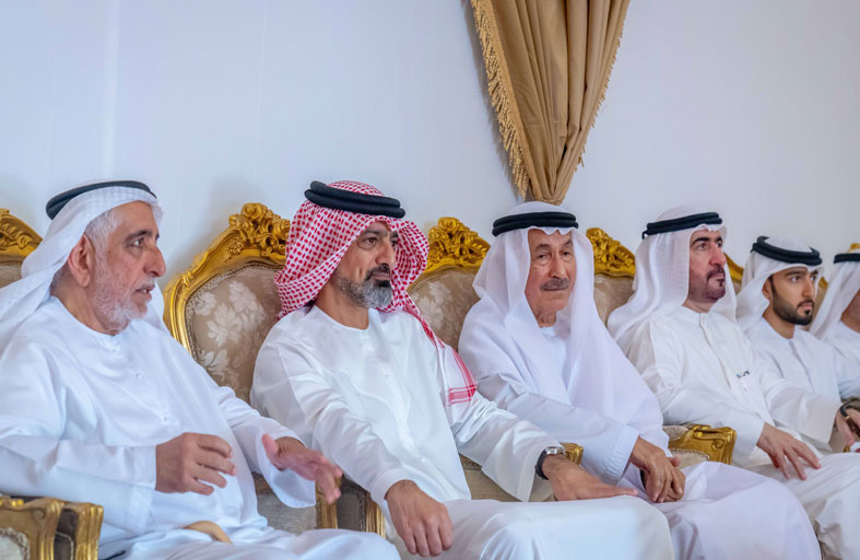 عمار بن حميد يقدم واجب العزاء في وفاة موزة المزروعي